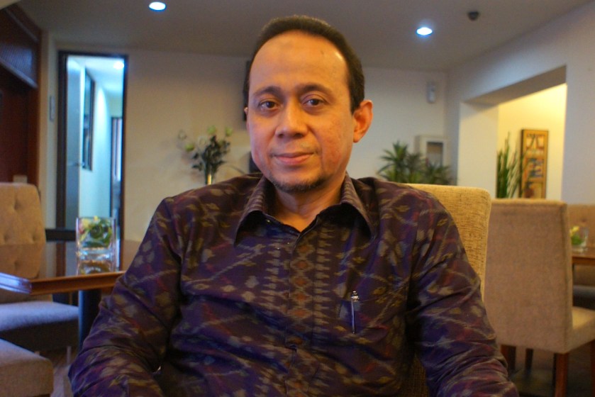 Riyanto Sofyan, president-commissioner of the Sofyan Hotel chain, says revenue has increased ahead of the industry as a whole ever since the hotels converted to a Sharia-based system. [Elisabeth Oktofani/Khabar]