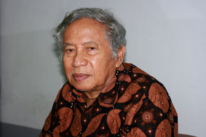 slam in Indonesia is fundamentally non-radical, says Muslim intellectual Dawam Rahardjo. [Yosita Nirbhaya/Khabar]